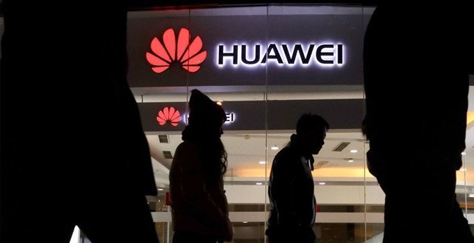 Japonya’dan Huawei ve ZTE kararı