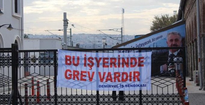 İZBAN’da grev başladı, yolcular geri döndü
