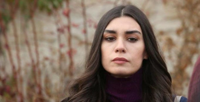 Burcu Kıratlı ile Sinan Akçıl’ın nikahı hakkında yeni iddia