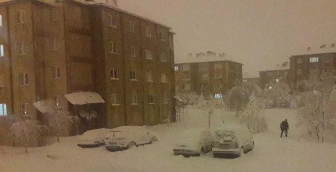 Kar yağışının etkili olduğu iller de okullar tatil mi?