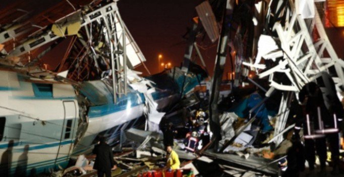Ankara'da Yüksek Hızlı Tren kazası