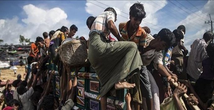 ABD Temsilciler Meclisi'nden Arakan'a yönelik "soykırım" kararı