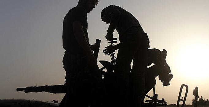 Muhalifler İbdib'de Esad'ın generallerini kuşattı