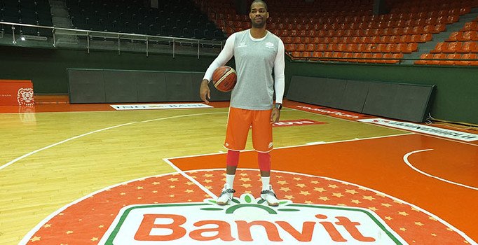 NBA Ligi’nin skorer ismi Neal Banvit’te