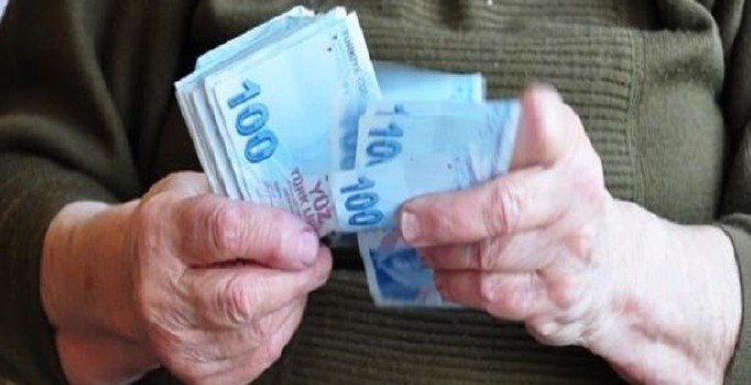 Milyonlarca emekliye ocak ayında iki zam birden