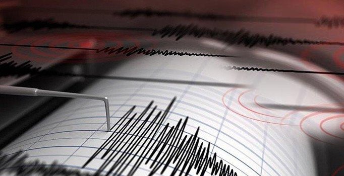 Rusya'da 7.4 büyüklüğünde deprem