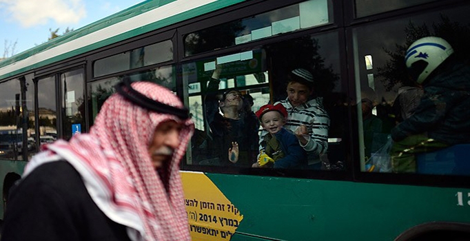 Filistinlilerle Yahudilerin otobüsünü ayırma kararı iptal