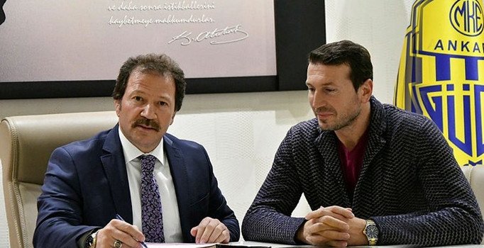 Ankaragücü, Bayram Bektaş'la anlaştı