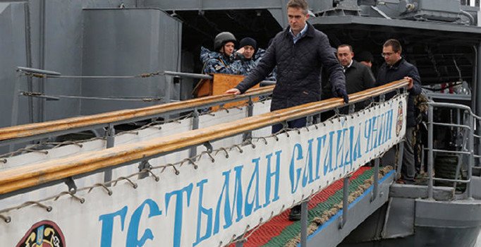 İngiltere, Karadeniz'e savaş gemisi gönderdi