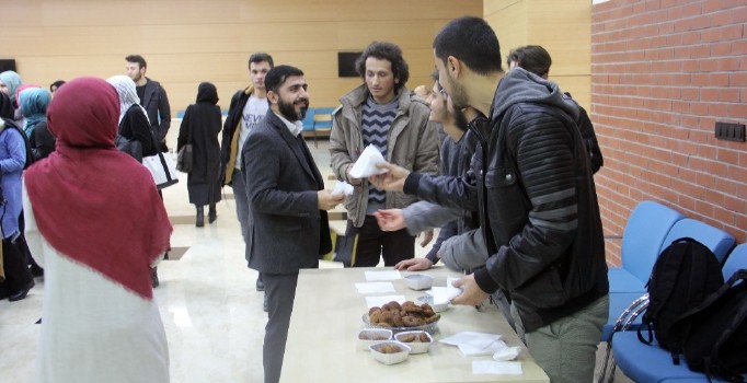 İlahiyat Fakültesi’nde ‘Dünya Arapça günü’ etkinliği düzenlendi