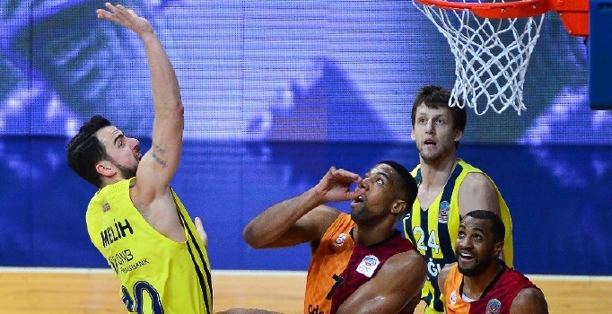 Potada Galatasaray, Fenerbahçe’yi konuk edecek