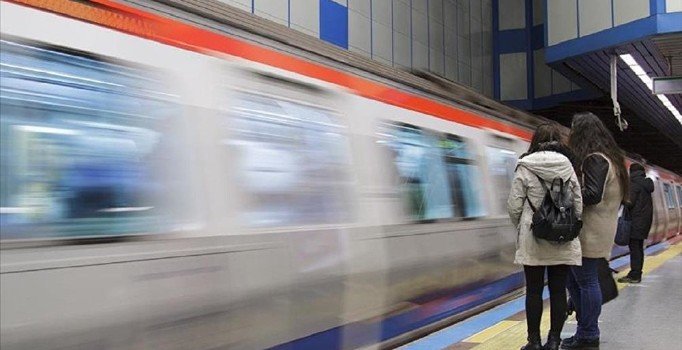 İstanbul'da metro sefer saatlerine 'Ramazan' ayarı