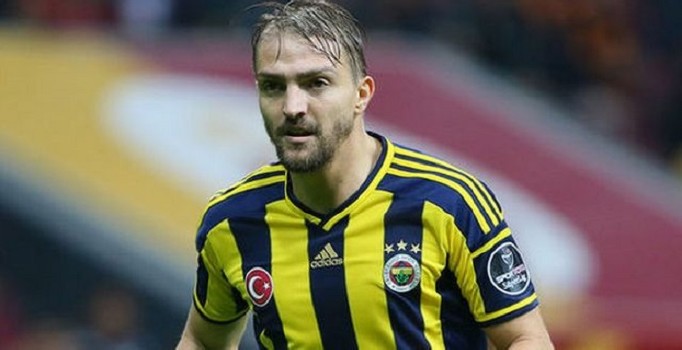 Caner Erkin Inter ile masaya oturuyor
