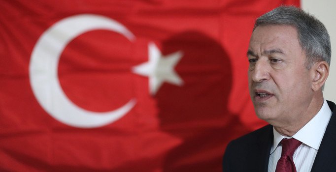 Bakan Akar: Fırat'ın doğusu için her şey planlandı, programlandı