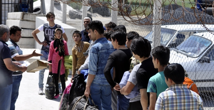 Paris bahane oldu, Polonya mültecileri kabul etmeyecek