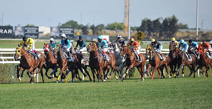 Jokeyler greve gidiyor