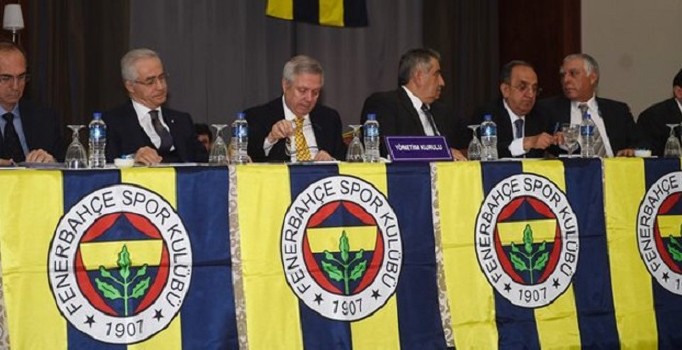 Fenerbahçe gelecek sezonun transfer planını belirledi