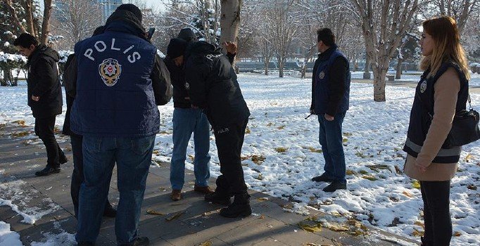 Yılbaşı öncesi dev operasyon: 790 şüpheli yakalandı