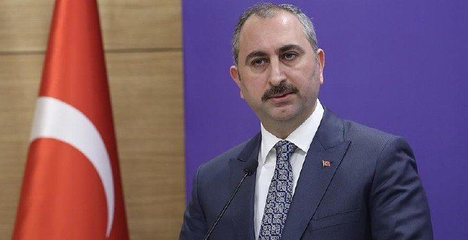 Adalet Bakanı Gül'den Pakistan'a FETÖ teşekkürü