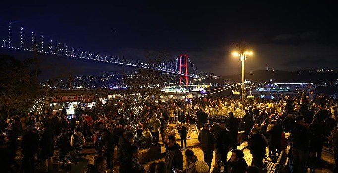 Yılbaşında Türkiye genelinde 400 bin güvenlik personeli görev yapacak