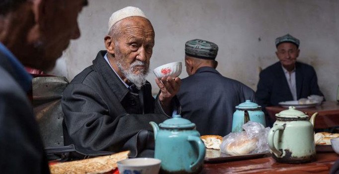 Doğu Türkistan'da soykırım başladı