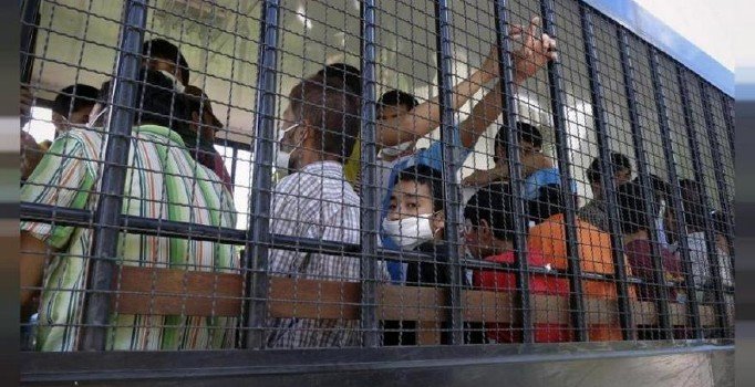 Uygur Türklerine zulmeden Çin'den İslam ülkelerine sus payı yardımı