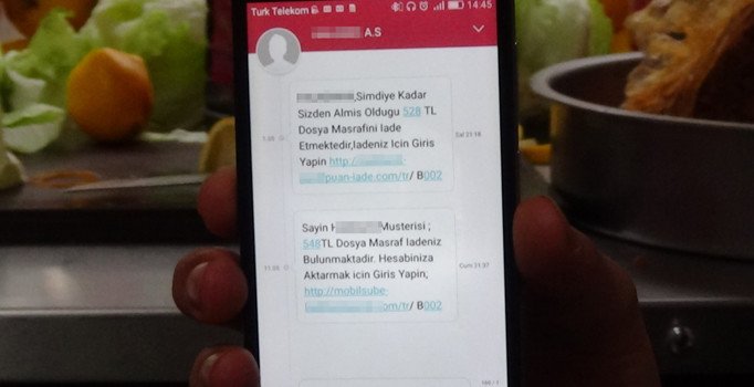 Telefonuna gelen mesaja tıkladı, 30 bin lirasından oldu