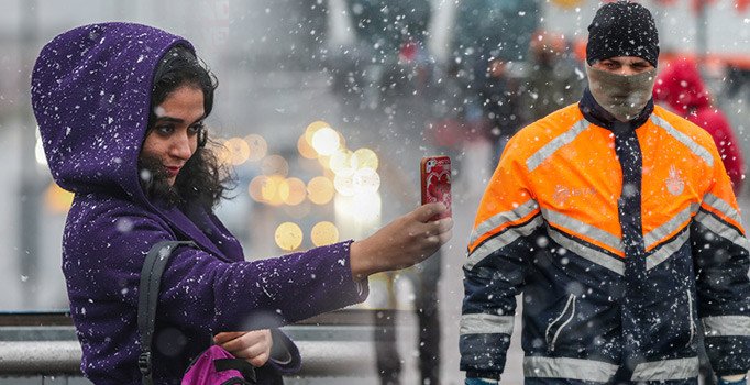 İstanbul'da kar yağışı başladı