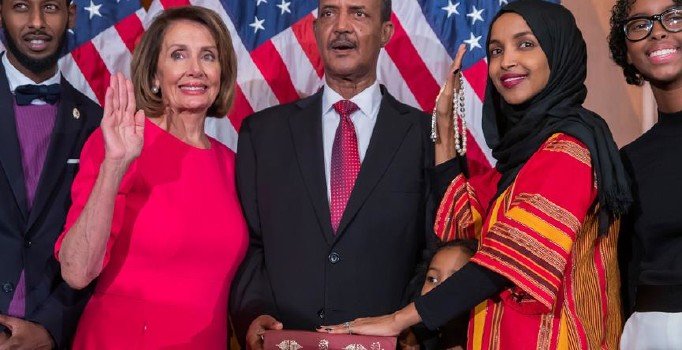 ABD'li kongre üyeleri yemin etti