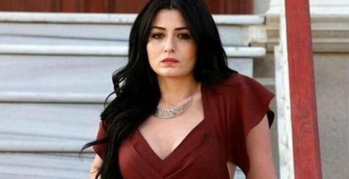 Deniz Çakır’a başörtülülere hakaret ettiği iddiasıyla soruşturma