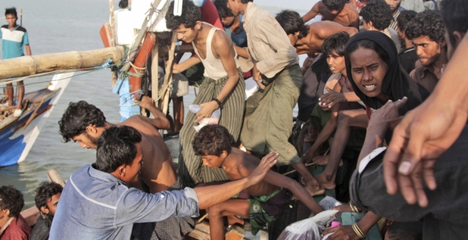 Açeli balıkçılardan 
dünyaya insanlık dersi