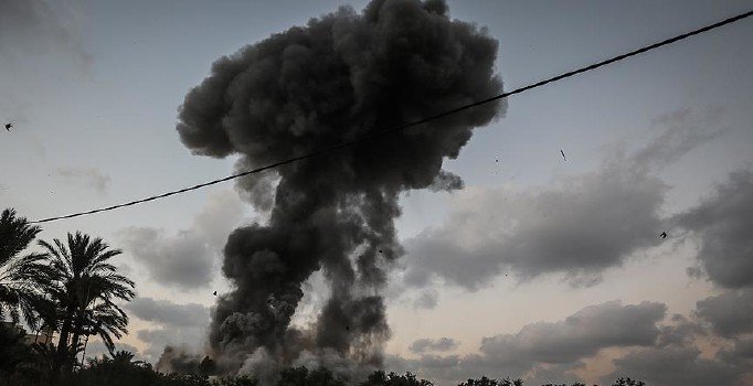 İsrail'den Gazze'ye hava saldırısı