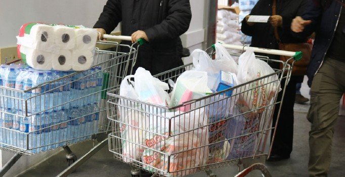 Poşet poşet kar dönemi