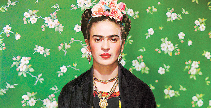 Frida Kahlo ve eşi Diego Rivera’nın belge ve fotoğrafları sergileniyor