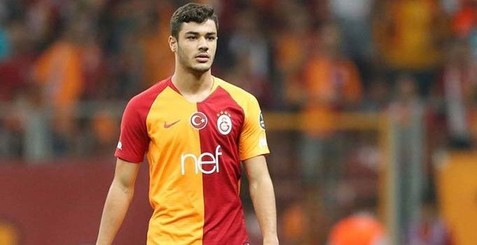 Ozan Kabak Stuttgart'ta