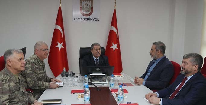Sınır hattında Suriye toplantısı: Akar, komutanlar ve Fidan bir araya geldi