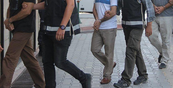 KKTC'de gözaltına alınan FETÖ şüphelileri Türkiye'ye gönderildi