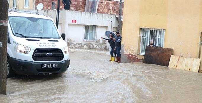 Manisa'da mahalle boşaltıldı
