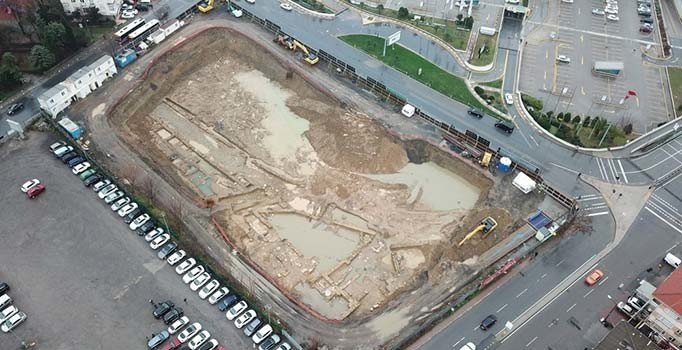 Kadıköy'deki otel inşaatında tarihi kalıntılar bulundu