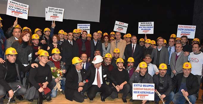 Emeklilikte yaşa takılanlar sorunlarını dile getirdi