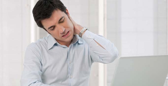 Ofis çalışanlarına uyarı: Her 30 dakikada 1 ayağa kalkın