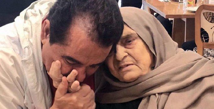 İbrahim Tatlıses'in annesi Leyla Tatlı hayatını kaybetti