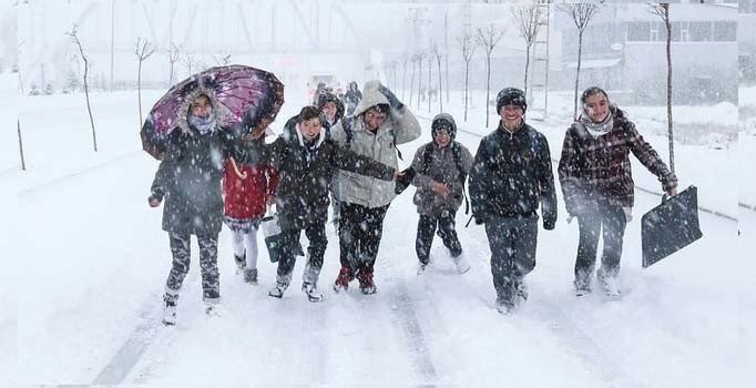 Kırklareli Demirköy'de okullar tatil edildi