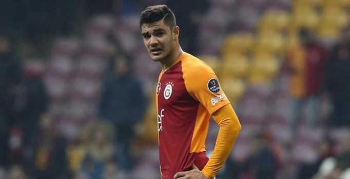 Ozan Kabak resmen Stuttgart'ta