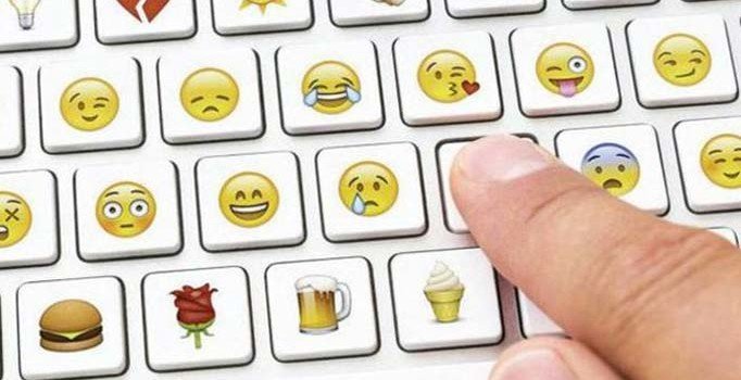 Dünya devleti için 'emoji' dili geliyor