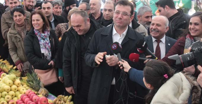 Ekrem İmamoğlu'ndan semt pazarında Erdoğan duasına 'amin'