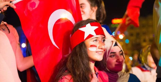 Siyasette ‘biz’ ve ‘öteki’ oluşturmanın kıstasları üzerine