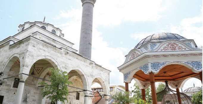 Küllerinden doğan camilerin sembolü:Ferhadiya Camii