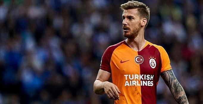 Galatasaray ile yollarını ayıran Serdar Aziz, Fenerbahçe’ye imza atıyor