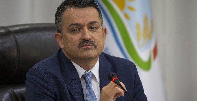 Bakan Pakdemirli: Çiğ süt destekleme ödemeleri yarın başlıyor